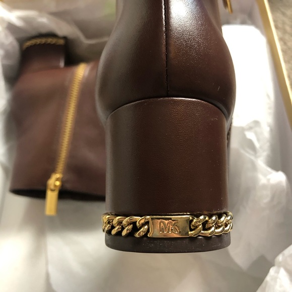 NEW Michael Kors Booties Sabrina Mid Boot - Picture 4 of 13